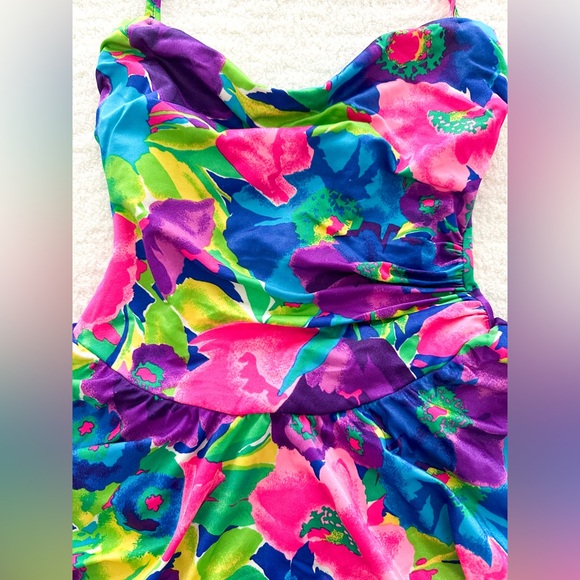 Vintage Swimsuit 1980s Skirted One Piece Swimsuit 10 - Picture 4 of 11